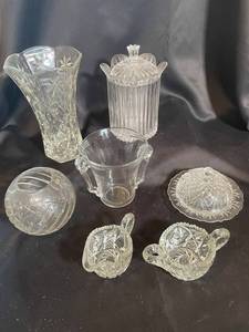 Crystal Vanity Glassware Set (Lot of 6)