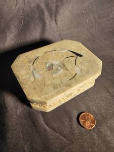 Octagonal Mother-Of-Pearl Inlay Trinket Box