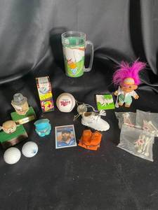 Mixed Golf Collectibles & Novelty Display Items