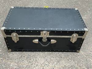 Seward Storage Trunk with Key & Interior Tray