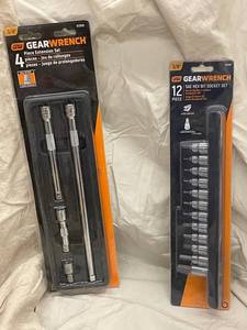 GearWrench 4-Piece Extension Set & 12-Piece SAE Hex Bit Socket Set - 38 in Drive