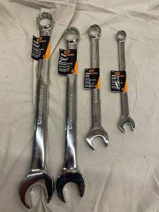 GearWrench Long Pattern Combination Wrenches - Set of 4 - 30mm, 27mm, 78in, 58in