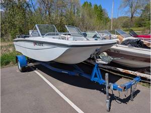 1976 Galaxy 16FT