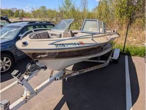 1987 Sea Ray 19FT