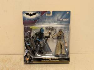 NEW MATTEL THE DARK KNIGHT RIOT STRIKE BATMAN VS. FEARSHOT SCARECROW