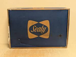 NEW SEALY POSTURPEDIC PILLOW