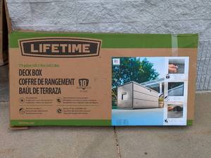 NEW LIFETIME DECKBOX 170 GAL.