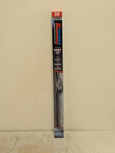 NEW BF GOODRICH 18 PREMIUM BEAM WIPER BLADE