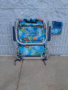 TOMMY BAHAMA 5 POSITION BACKPACK FOLDABLE BEACH CHAIR