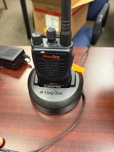1 MAGONE WALKIE TALKIE