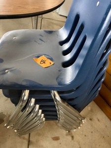 LITTLE KIDS CHAIRS SOLD IN STACKS PELASE READ DISCRIPTION FOR QUANTITY