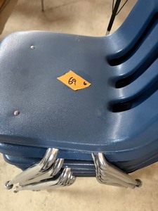 LITTLE KIDS CHAIRS SOLD IN STACKS PELASE READ DISCRIPTION FOR QUANTITY