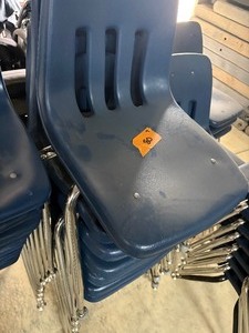 LITTLE KIDS CHAIRS SOLD IN STACKS PELASE READ DISCRIPTION FOR QUANTITY