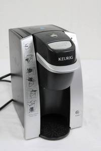 Keurig Coffee Maker - Single Serve K-Cup Brewer - Used