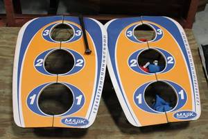 Majik Cornhole Board Set - One Board Broken