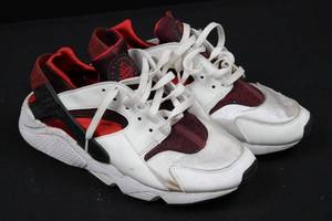 Nike Air Huarache Run Sneakers - White  Burgundy - US 10