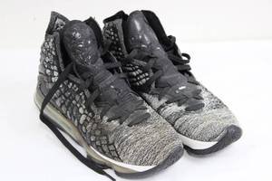 Nike Knit Running Shoes - US 10