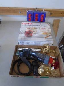 Pyrex glass measuring cups & misc. As shown. CASH ON SITE ONLY. PICKUP IS TUESDAY MAY 19TH FROM 11 AM TO 4 PM. REGARDLESS WHAT THE SCHEDULE STATES.