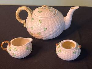 Belleek Ireland Teapot with Clover Pattern and Basket-Weave Texture