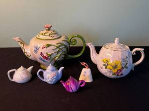 VTG Collection of Tea Pots - all sizes inc Temp-tations Dragonfly. Ellegreave, Catalina Pattern & Accessories