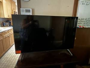 Samsung UN48NU6900 48 Smart TV - w Remote (not pictured)