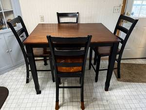 Wood Dining Table Set with 4 Chairs
