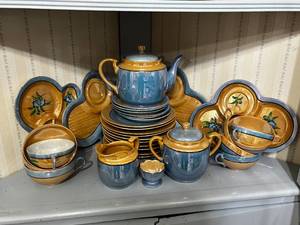 Mixed Lot Blue & Gold Floral Made In Japan China Dinnerware