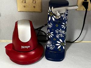Ninja Mixer BlenderFood Processor Power Head Motor & Floral Manual Can Opener (Lot of 2)