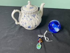 Churchill Blue Willow Teapot with Kerry Glass Paperweight & Crystal Pendant (Lot of 3)