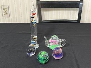 Kerry Glass Hand Made in Ireland - Mixed Glass - Tall Stacking Column, Teapot & Marbles