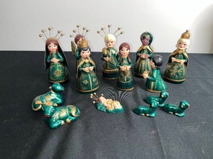 VTG Hand-Painted Decorative Nativity Figurine Set