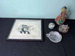 VTG GWTW Porcelain House & Figurine Collection, Framed Panda Print - Porcelain House & More