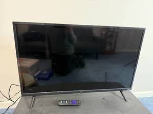 TCL 32S335 Roku TV - 32-Inch Class - Includes Remote