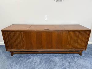 VTG Packard Bell Solid State Radio-Phonograph Console with Garrard Turntable (untested)