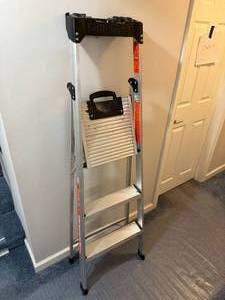 Little Giant Ladder Systems 5 Xtra-Lite Step Ladder 15265-001