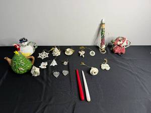 Christmas Ornament Assortment & Holiday Figurines (Lot of 15)