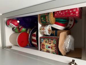 Holiday Tins, Bowls & Storage Containers Mixed Lot