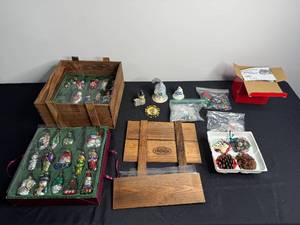 Christmas Ornament Assortment With Museum Thomas Wood Displays & Prepology Chopper