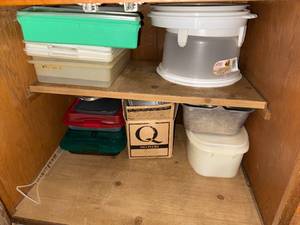 Mixed Lot of Cake Savers & Food Storage Containers