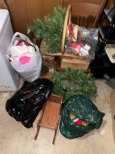 Mixed Holiday Decor Assortment With Wreaths, Baskets & Tabletop Pieces