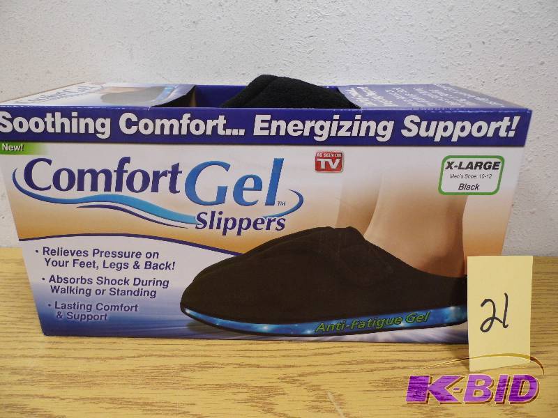 lot 21 image: New Comfort Gel Slippers