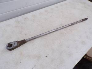 Huge Snap on Tool 34 Ratchet long handle