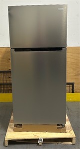 Vissani 18 cu. ft. Top Freezer Refrigerator in Fingerprint Resistant Stainless Look, Garage Ready MDTF18SSR Msrp $869.00