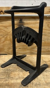 Kindling Cracker King Firewood Kindling Splitter, XL Size, Safe Manual Splitting Design #118995 Msrp $109.99