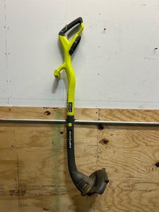 RYOBI Cordless String Trimmer 18V (tool only)