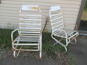 Vintage metal framed outdoor rocker...
