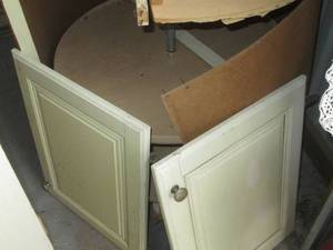 Vintage Off White Lazy Susan cabine...