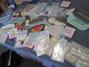 -Magnets, signs, organizers and mor...