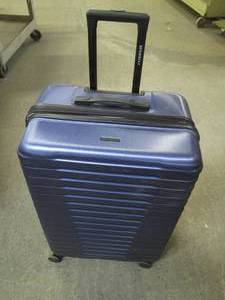 .New USTraceler hardshell suitcase...