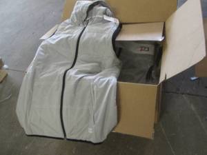 9 M and 11 L Cutter and buck hooded...